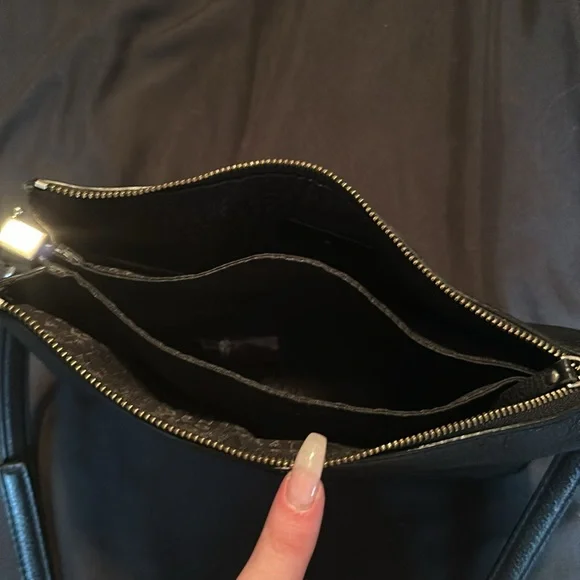 Kate ♠️ Spade Crossbody - Picture 5 of 13